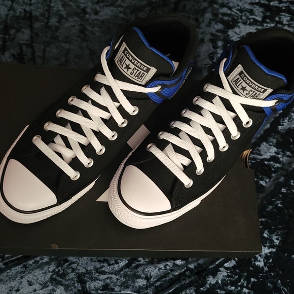 Converse CTAS High Street Sneakers NIB - Picture 2 of 8